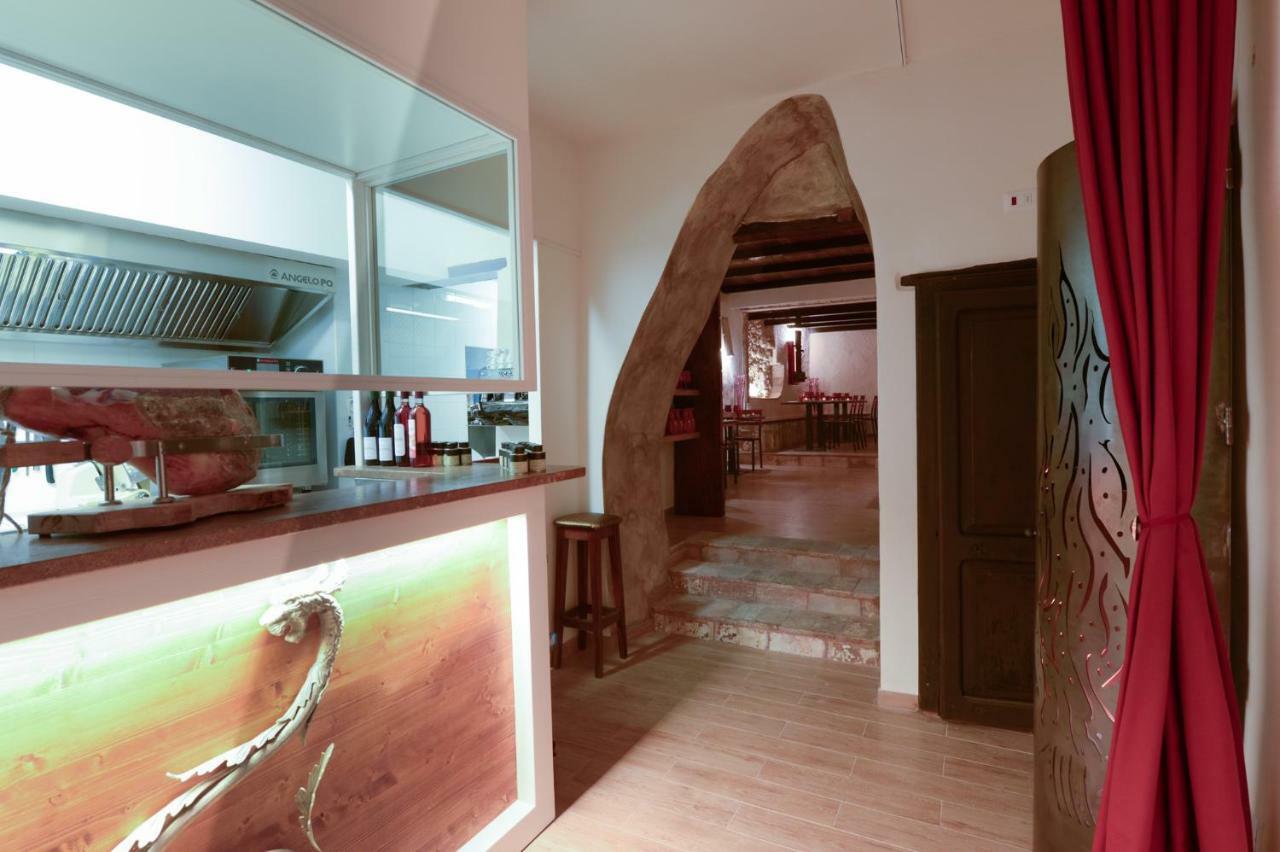 Relais Borgo Lizori Country House กัมเปลโล ซุล กลีตุนโน ภายนอก รูปภาพ
